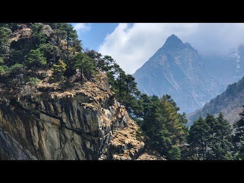 Caminhada no acampamento base do Everest 2022