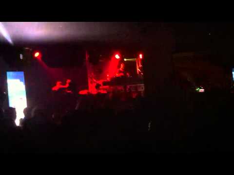 Afrojack  London Music Hall 03/20/11 - Barbra Streisand