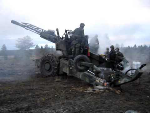 Swedish Artillery firing Field Howitzer 77A - Boden 2005, 2
