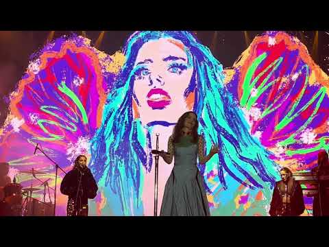 Nil Karaibrahimgil - Kanatlarım Var Ruhumda