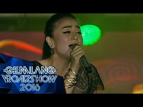 Juwita Bahar feat Anna Primadona " Sandiwara Cinta " - Gemilang Roadshow Karawang (30/4)