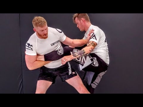 Butterfly Ashi and Single Leg to Aoki Lock!