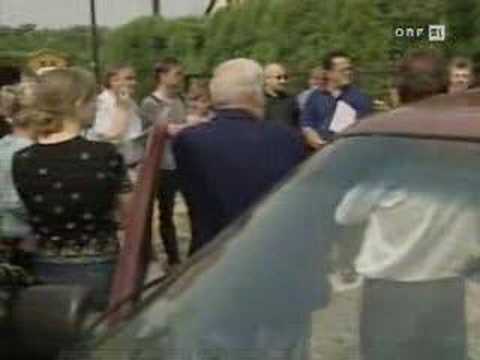 20070620 000000 1SL3 LIVE R8141 ORF Lederdeponie Unterpremstätten Haus auf Müll