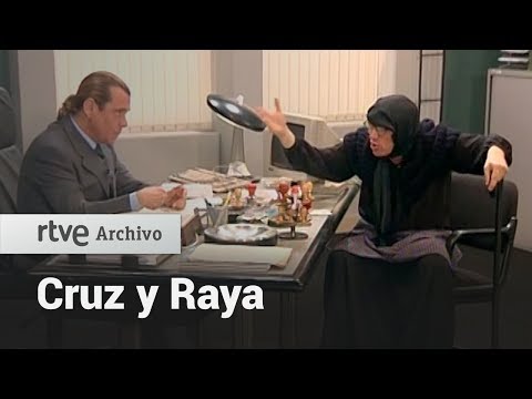"Señora, su marido está muerto" - Cruz y Raya | RTVE Archivo