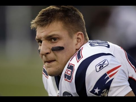 Rob Gronkowski Wants To Wrestle
