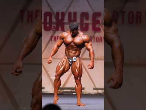 21 YEARS OLD NIHAT KAYA POSING DUBAI PRO SHOW 2024😱