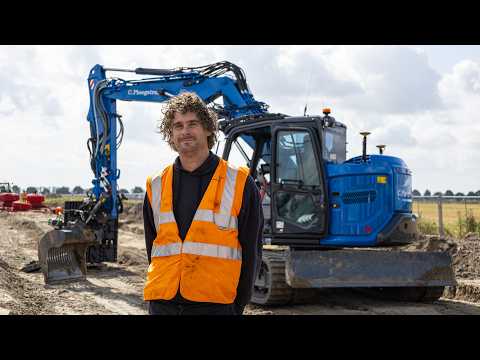 Kobelco SK75SR-7 2PB voor Loon- & Verhuurbedrijf C. Ploegstra