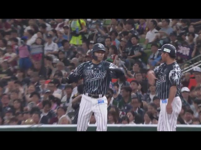 【1回裏】4番の仕事を果たす!! ライオンズ・山村崇嘉の2試合連続タイムリーで先制!! 2024年8月4日 埼玉西武ライオンズ 対 東北楽天ゴールデンイーグルス