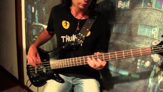 Como tocar &quot;Abajo de la 15&quot; (en bajo) | Carlos Reyes &amp; La Killer Band