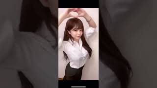 バーレスクもも✨OL風コスプレダンス