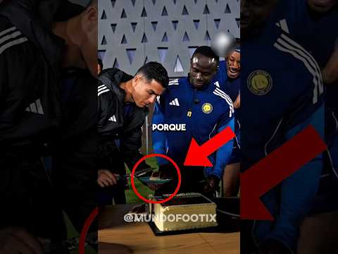 Você sabe por que Ronaldo dá bolo a Sadio Mané como se fosse seu próprio filho?#futebol #brasil