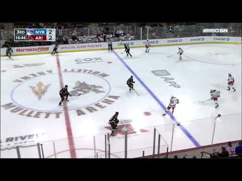 Rangers vs Coyotes Sounds Like A Playoff Game - Insane Crowd Chant Battle