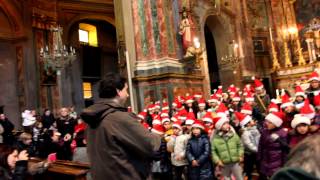 preview picture of video 'Natale 2012 - Recita Scuola Materna ed Elementare città di Foglizzo'