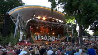 Veronica Maggio   Dumpa Mig Live Allsång På Skansen 2008