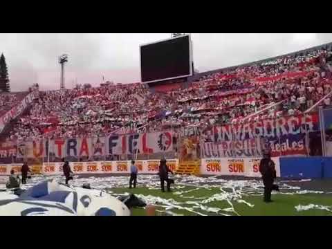 "No Somos Cómo Los Putos de Los Kutes" Barra: La Ultra Fiel &bull; Club: Club Deportivo Olimpia