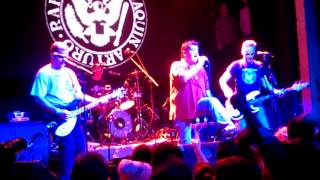 Por el interés te quiero Andrés Los Nikis. Madrid. 2016