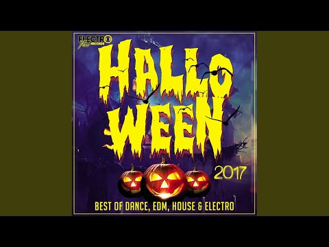 We Make The Party Girls Bounce (Radio Edit)