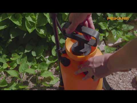 Fiskars Slėginis purkštuvas 5L video