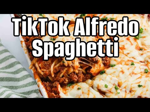 Cheesy Baked Spaghetti That Everyone Will Love!