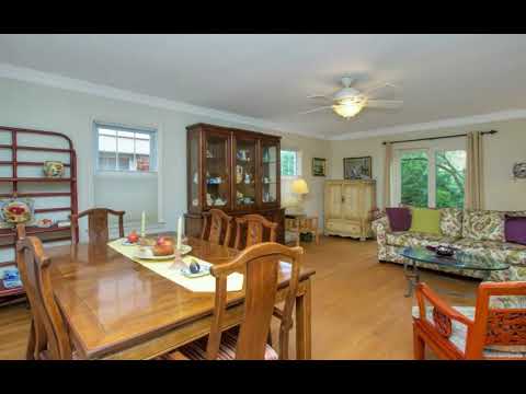 239 Aspen Street, Floral Park, NY 11001