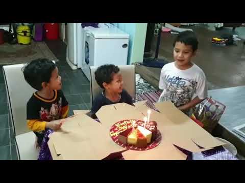 ZIYAAD - Six Slice Birthday Cake