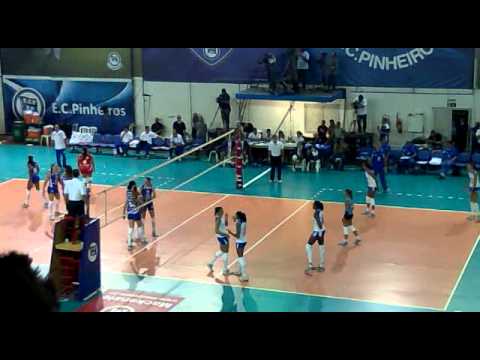 Superliga de vôlei: Pinheiros/Mackenzie x Unilever (lance da Semi-final 08 abr 2011)
