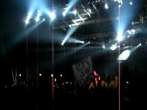 TIESTO @ PALASHARP 12.06.09 1/2 ( wippenberg vs u2-bloody drumster )