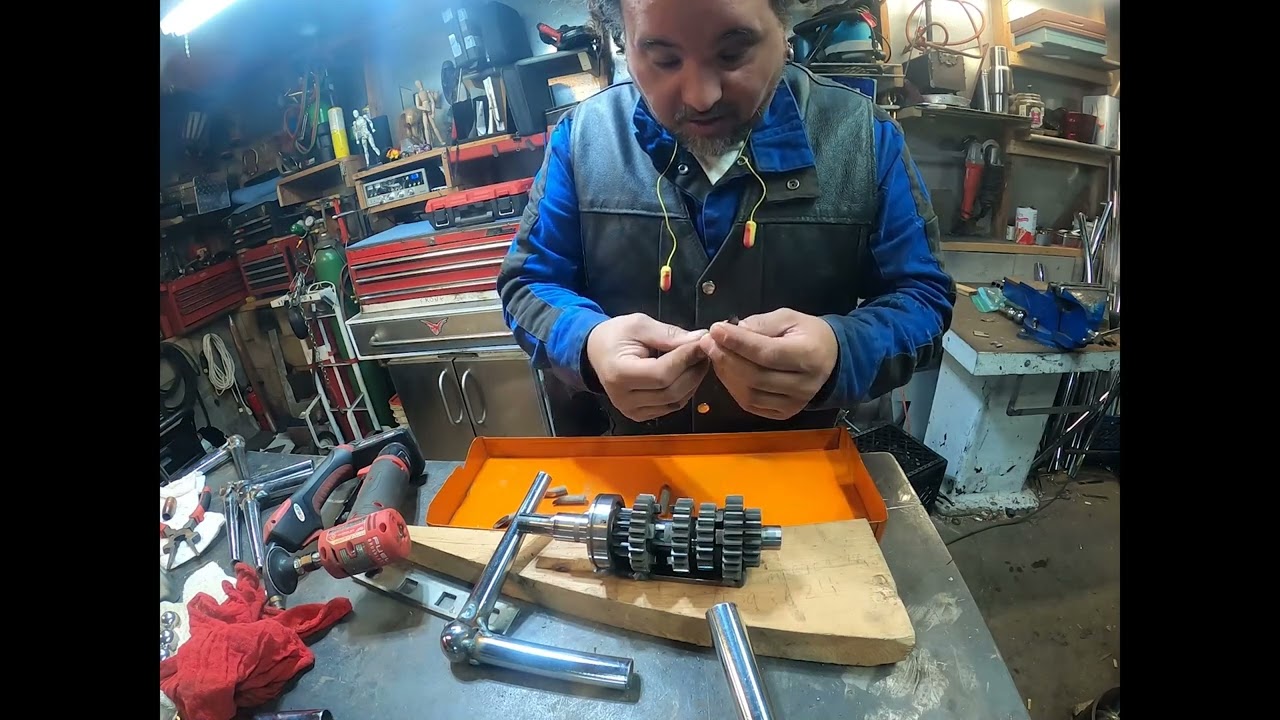 How to make a Scorpion Sculpture out of Scrap Metal!