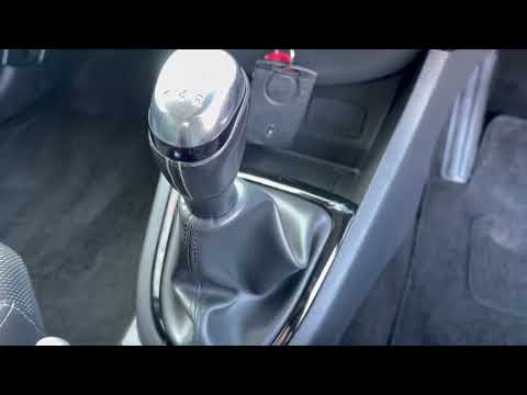 Renault Clio 1.2 IV DYNAMIQUE NAV 5DR - LOW KMS - - Image 2