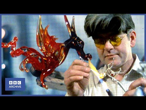 1974: Brighton's GLASS ANIMAL Man | Look, Stranger | Weird and Wonderful | BBC Archive