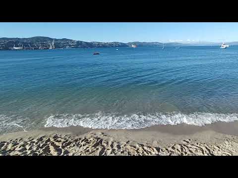 Waves at Oriental Bay and Wellington Harbour, Wellington, New Zealand.