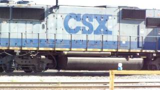 preview picture of video 'CSX Consist in Stanley Yard'