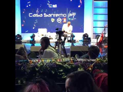 Radio 105 Max Brigante