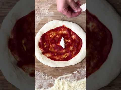 פיצה נפוליטנה בטאבון COZZE​