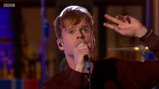 Kodaline – Follow Your Fire live on The One Show. 18 Apr 2018