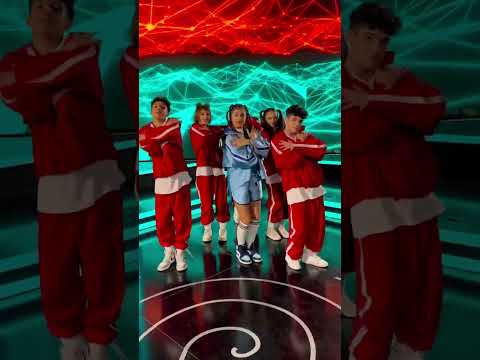 🇦🇲 Nare Ghazaryan and her dancers (Instagram post, 14/11/2022)