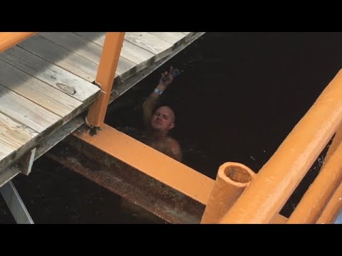 TDW 1486 - Man Jumps Into Amusement Park Lagoon