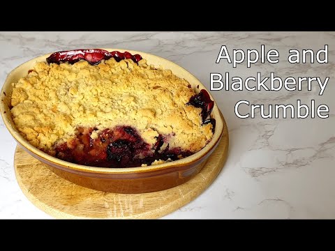How to make an Apple and Blackberry Crumble