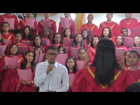 Zanaky ny Ray - Chorale Adventiste Mandrosoa (CAM)