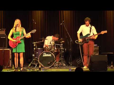 Kristin Shey Trio Do something