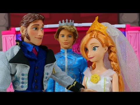 Anna y Hans Boda con Hombre Araña y Elsa y Kristoff de Frozen y Ken de Barbie Disney Video