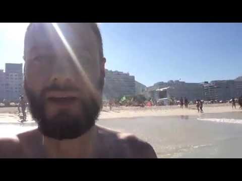Videodagbok Rio #24 - Äntligen bad i Atlanten och stek på Copacabana