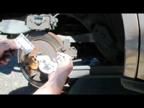 Ford Crown Victoria Rear Brake Pad Replacment Tutorial