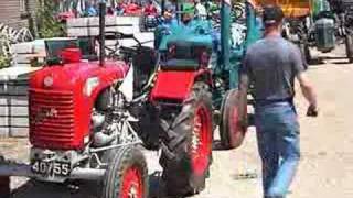 preview picture of video 'Oldtimer Tractor Treffen Nieuwendijk 2008'
