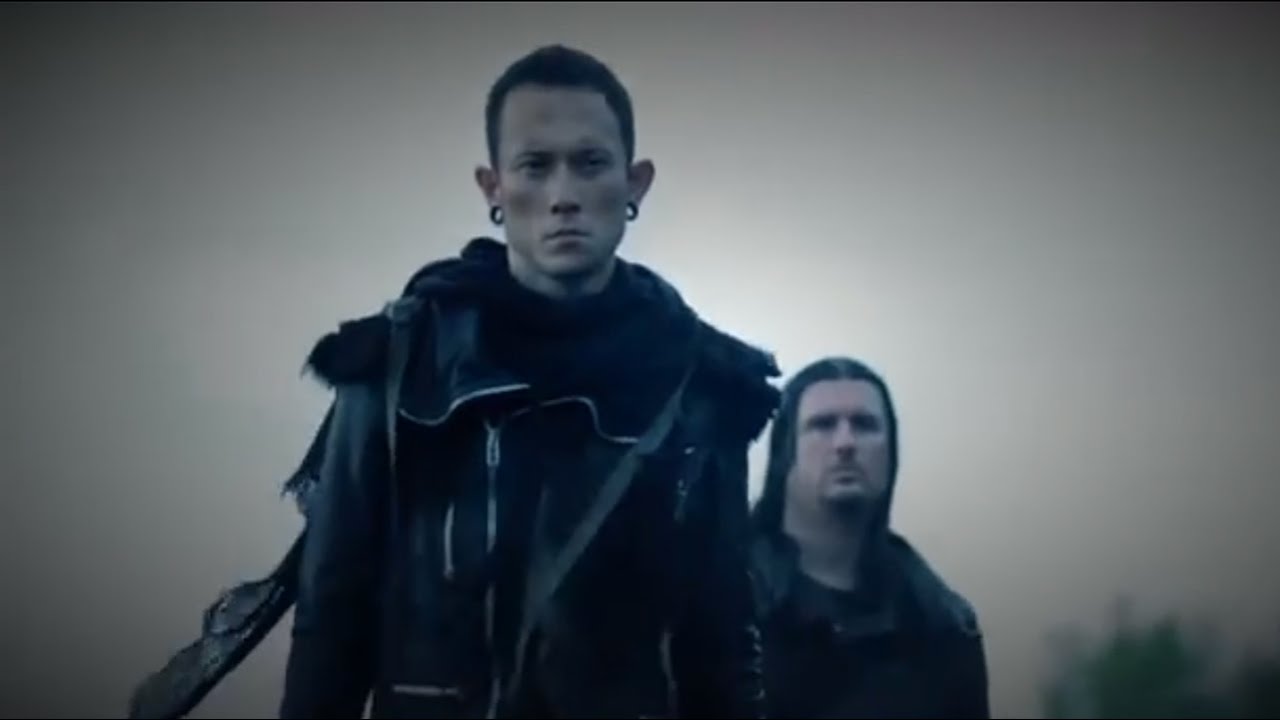 Trivium - In Waves [OFFICIAL VIDEO] - YouTube