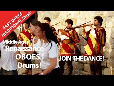 Dancing medieval dances ! Middle ages near a Castle ? Bagpipes and drums Hurryken Production Video