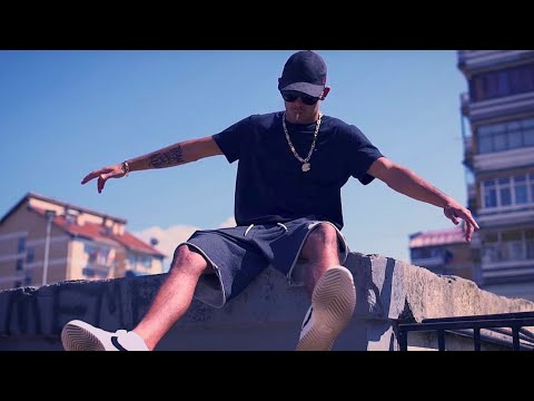 CAPITAL BRA feat. NGEE - VON DER STRAßE (prod. by Santo)