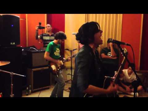 Pousatigres - Vício e virtude @ Nimbus Studios