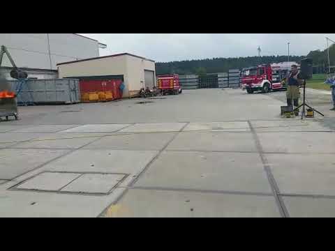 Schauübung am Familienfest der Firma SMIA in Michelau