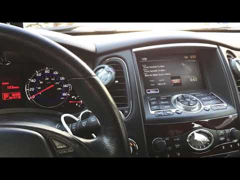 Infiniti EX35 Cool entertainment mod